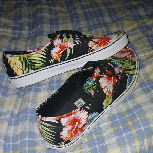 Vans off the wall - Picture 1 of 3